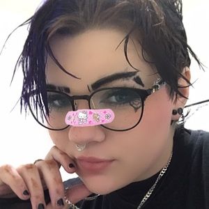 Meet your Posher, Miles